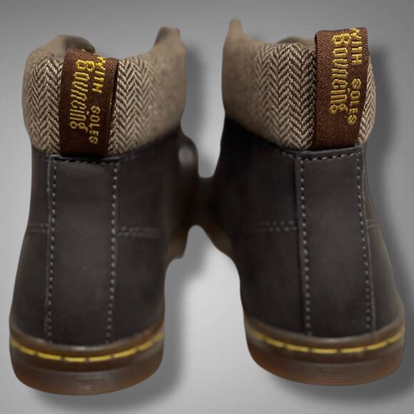 Women's Size 6  DR. MARTEN"S Maelly Brown Leather Herringbone Collar Boots EUC - Picture 4 of 9